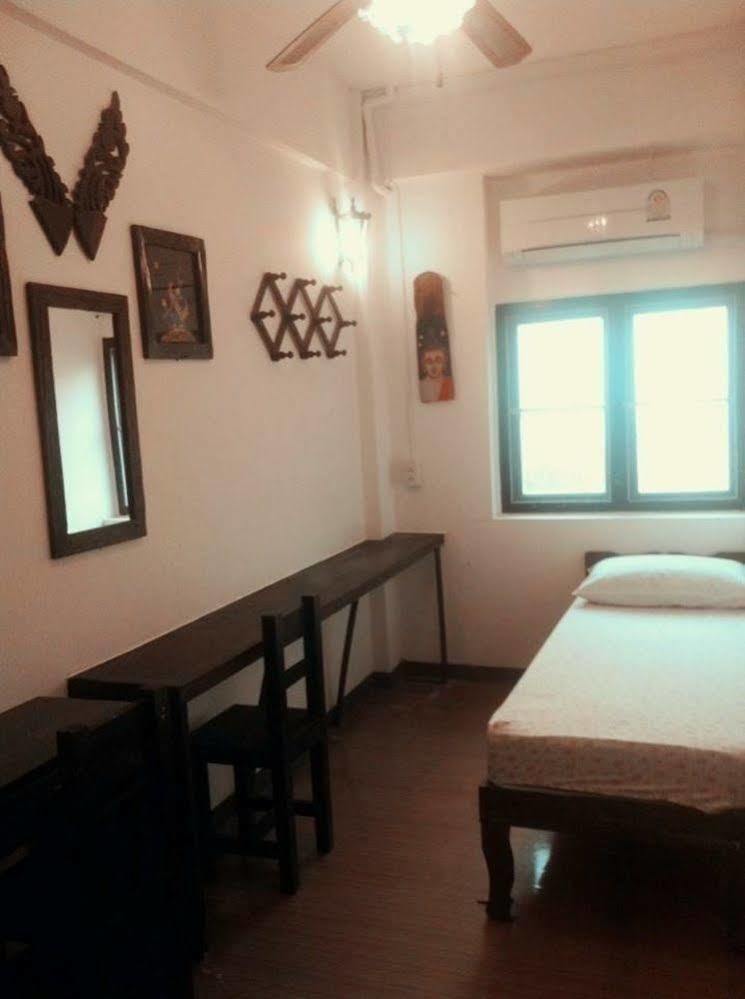 Donmueang Airport Walkable Hostel Pak Kret Zewnętrze zdjęcie